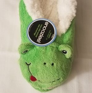 Novelty frog slippers